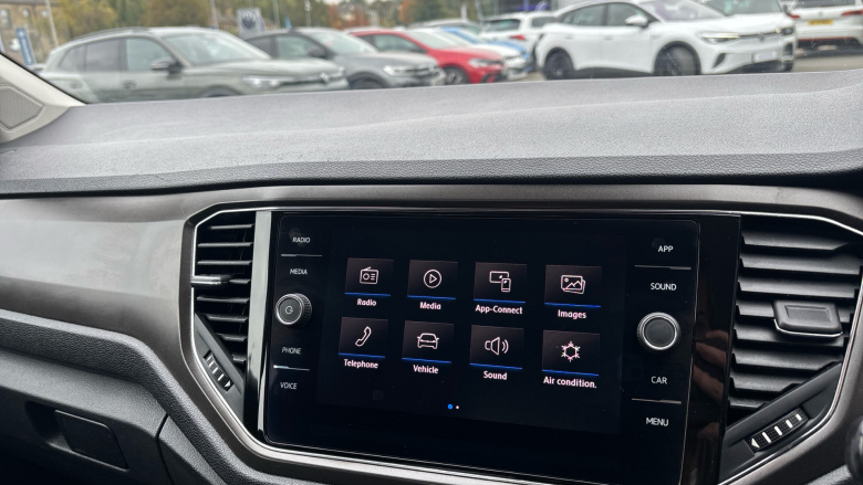 Volkswagen T-Roc 1.5 TSI EVO SE 5dr Petrol Hatchback